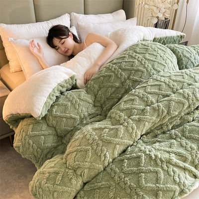 All-Season Home Textile Duvet Quilt Verdickt Warme Taffeta Winter Quilt mit Trödel