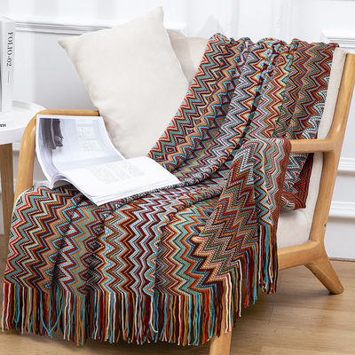 Stilvolle und atmungsaktive Strickdecke für Sommerbüro oder Schlafstunde