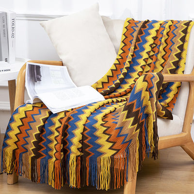 Stilvolle und atmungsaktive Strickdecke für Sommerbüro oder Schlafstunde