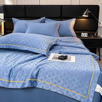 Komfortable und atmungsaktive 200TC Satin Jacquard Quilt Set für kühle Sommernächte