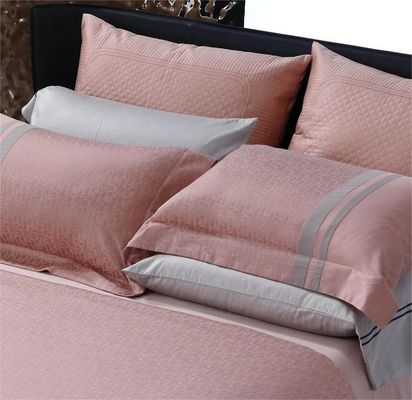 Customized Farbe 300tc Stoff 100% reine Baumwolle Bettwäsche Set für Luxus-Hotel und Familie