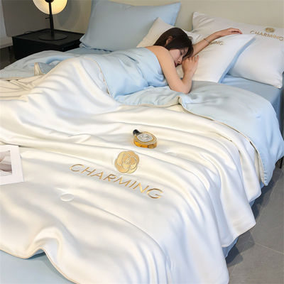 Silky Tencel Sommerdecke Set 4 Eis Seide dünne Decken für die Maschine Waschen 60 Stoffzahl