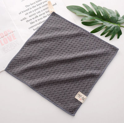 Broderierte 100% Baumwolle Mikrofiber-Gesichtshandtücher für eine sanfte und effektive Reinigung