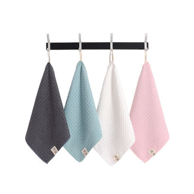 Broderierte 100% Baumwolle Mikrofiber-Gesichtshandtücher für eine sanfte und effektive Reinigung