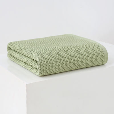 Maßgeschneiderte Designs Geflechtes Baumwollbadtuch 70*140cm für weiche und absorbierende Handtücher