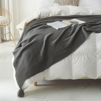 Geflechtete Wolldecke mit Acryl-Tassel Einfacher Stil Maßgeschneiderte Sofa-Sofa-Decke