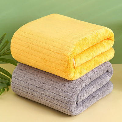 Ultra-absorbierendes Badetuch aus Mikrofiber, perfekt für alle Jahreszeiten und Rechteck in Form