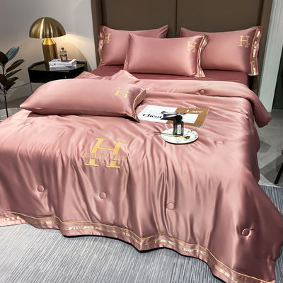 24" Luft- und Raumfahrt-Special Edition Wasser gewaschen Seide Sommer kühle Quilt Set von vier Stücken