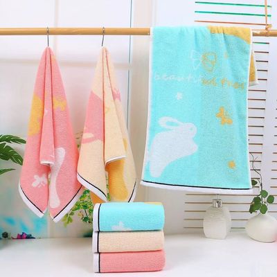 Zuhause 120g bunte Streifen Karikaturhandtuch mit Sailor Spinning und weichem Kaninchendesign