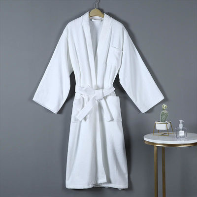 Hotel-Baumwoll-Badewäsche Hypoallergenisch und weich Mittellange Nachtkleid für Erwachsene