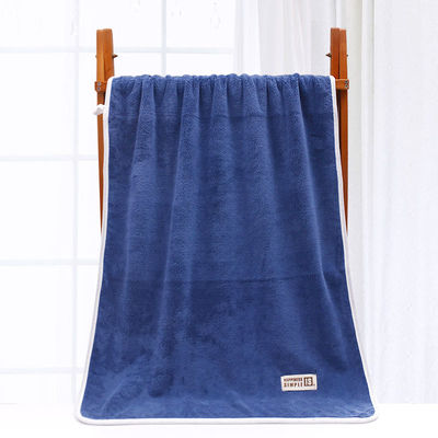 Dunkler Korallen-Velvet-BH 80*150cm Rechteckgröße mit Wasserabsorption und schneller Trocknung