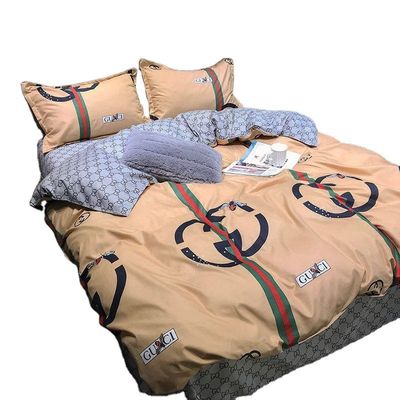 Polyester Cartoon Einfache 4 Stück Bettwäsche Set Decke Abdeckung Kissenhülle Hochzeitsbettwäsche