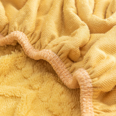 Schiebefeste Matratzenhülle für die Winterwärme 133x72 Stoffdichte Einbauschnitte