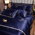 Gemütliches Grauhotel Rot Hochzeitsbettwäsche Vierteils-Set mit gewaschener Seide Vierteils-Bettwäsche