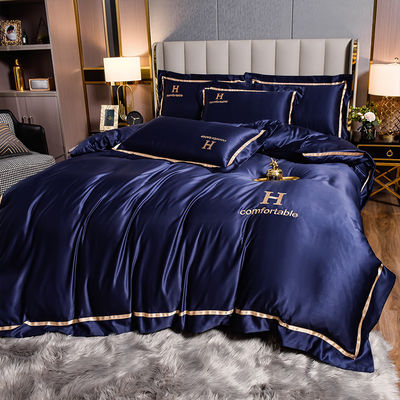 Besonders gestickte Seidenwäsche aus Polyester für Luxus-Schlafzimmer im modernen Stil