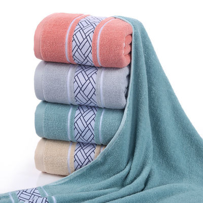 Individuelle Designs unterstützte Badetücher Alle Baumwolle Absorptionsmittel Unisex Große Größe