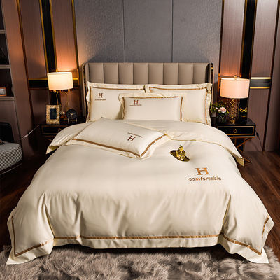 Customized Polyester Seidenbettwäsche Set Hoch Luxus Festfarbe Decke Cover Sheet