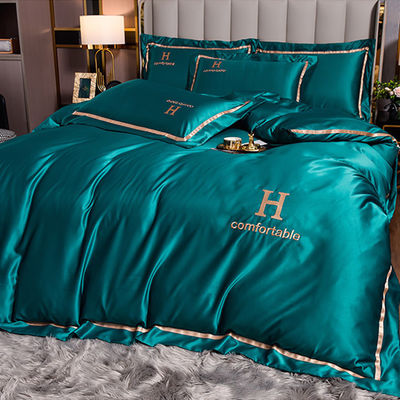 Customized Polyester Seidenbettwäsche Set Hoch Luxus Festfarbe Decke Cover Sheet