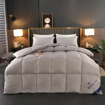 Zuhause 100% Polyester Verdicktes Warmes 5 Sterne Hilton Hotel Textil Fülldecke Bettdecke