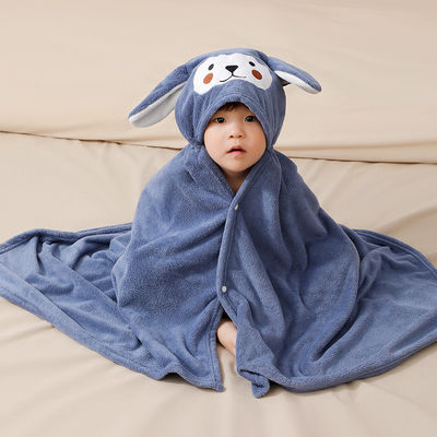 Schnelltrocknendes Badekleid aus Korallen-Velvet für Kinder, das im Herbst und Winter zu Hause verwendet werden kann