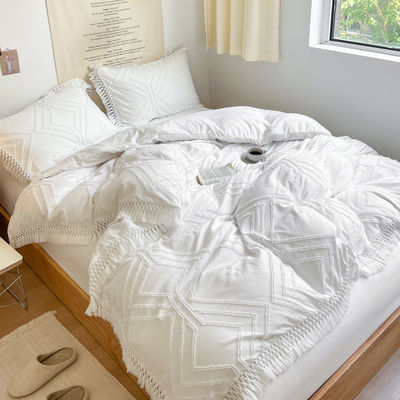 2024 Luxus-Bohemian Princess Tassels Jacquard Duvet Cover Set mit individuellem Logo