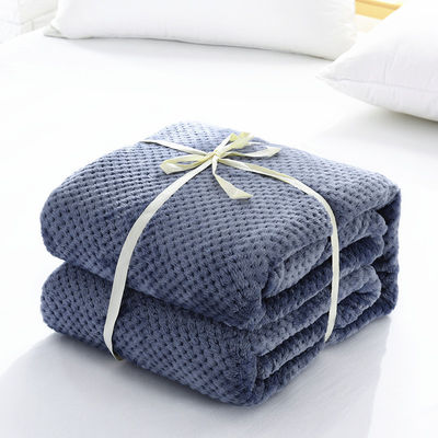 Einfache Flannel-Fleece-Sofa und Kniedecke für kühle Nächte