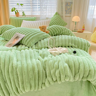 Verbessern Sie Ihr Bettwäsche-Spiel mit Hot Furry Rabbit Falx Fur Fluffy Plush Duvet Cover Set