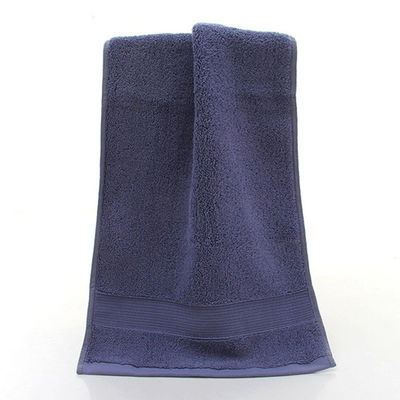 Customized Farbe Luxus gesticktes gestreiftes Muster Badetücher Set für Home Hotel Spa