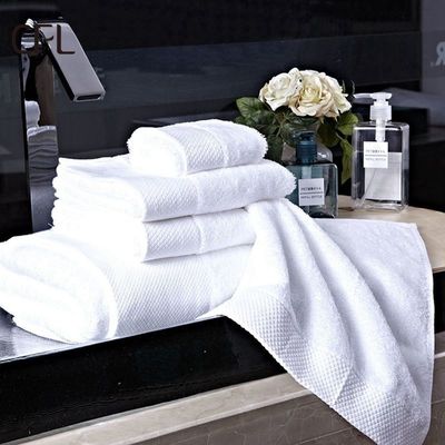 Luxus 100% Baumwolle Weiß Bad Hand-Gesichtshandtuch Set mit Custom Stickerei Logo 70 * 140cm