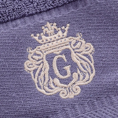 Custom Logo Stickerei Weiße Baumwollhandtücher reine Baumwolle weiche Absorptionshandtücher für Hotel