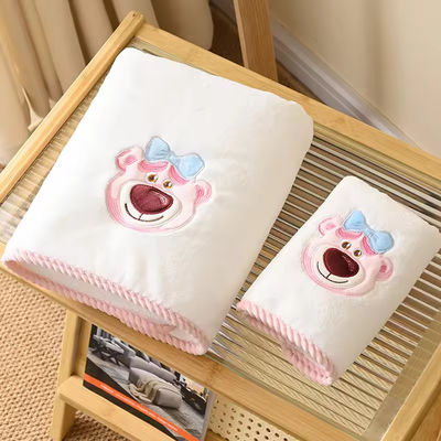 Polyester/Baumwolle 2PCS Verdicktes Badetücher-Set für den Strand Set Handtuch Hochzeitsgeschenke