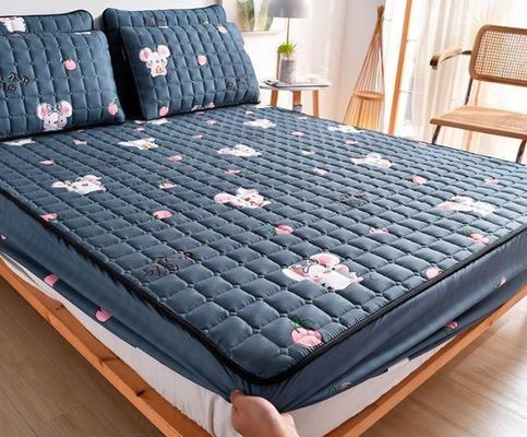 Zuhause Quilted Fittings Custom Printed Brushed Matratzschützer für Bettschutz Pad