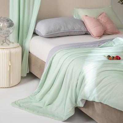 Sommerdecke Trostdecke Mikrofiberdecke mit beliebter Bambusseide in individueller Farbe