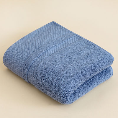 Personalisierte Logo Langen Stapel Baumwollhandtücher für Hotels Weich Absorbierend und Flexibel