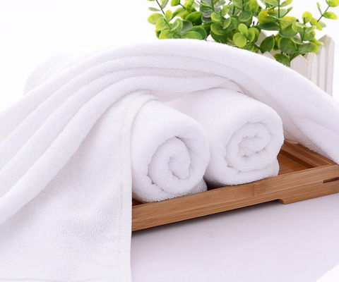 Unisex gestrickte Ionenfarben-Wellen-Badetuch-Set International für Zuhause Hotel Sport und Spa