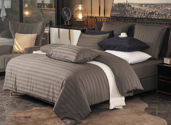 2 kg Gewicht 100% Polyester Satin Streifenmuster Bettwäsche für Zuhause oder Hotel