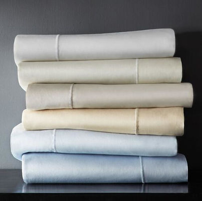 Weiches, reines Bambus-Flachbett mit tiefen Taschen