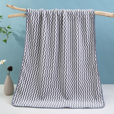 70*140cm Unisex-Schnelltrocknendes Badetücher-Set International Weiches Lintfreies Blumenmuster