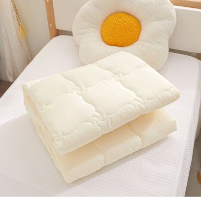 Sommerkomfort Waschbare Decke Sanfte Baumwollfüllung für Baby-Soft-Feel in Baby-Care-Raum