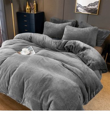 Zusammengestellte Größe Samt Bettwäsche Set 4pcs Dicke Flannel Fleece Decke für den Winter