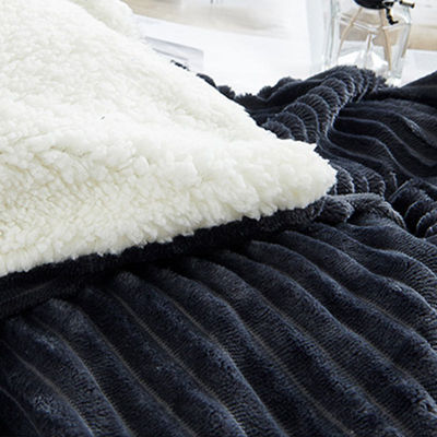 Zusammengestellte Größe Samt Bettwäsche Set 4pcs Dicke Flannel Fleece Decke für den Winter