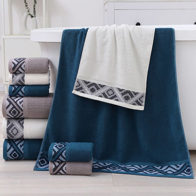 Hochabsorbierendes, maßgeschneidertes 100% Baumwollbadehandtuch für Zuhause und Hotel in quadratischer Form