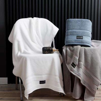 Zuhause oder Hotel 100% Baumwolle Badetücher Hochabsorptionsrechteckige Duschhandtuch für Erwachsene