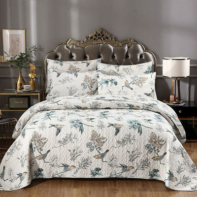 Erleben Sie ultimativen Komfort mit diesem 3 Stück individuell anpassbaren Luxus-Druck-Quilt-Set.