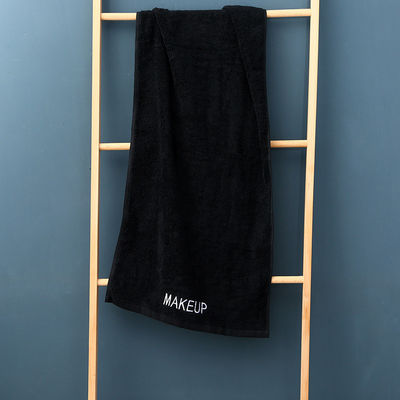 Broderie Muster Anpassung 100% Baumwolle Badetücher in schwarzer Farbe mit Logo