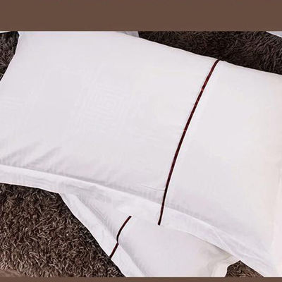 Hotel Bettwäsche und Handtücher verbessern den Aufenthalt Ihrer Gäste mit gesticktem Komfort